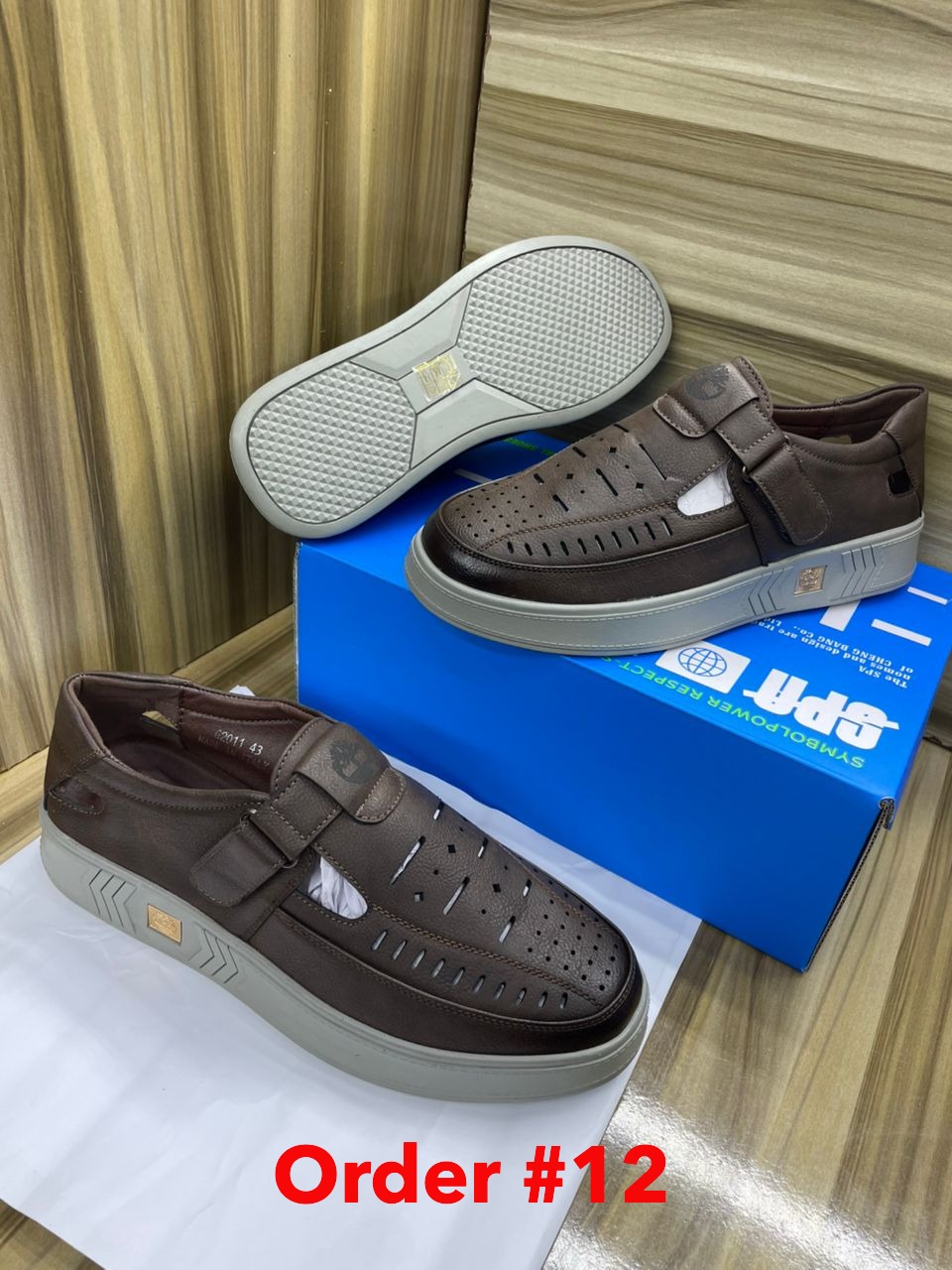 Brown sanda1