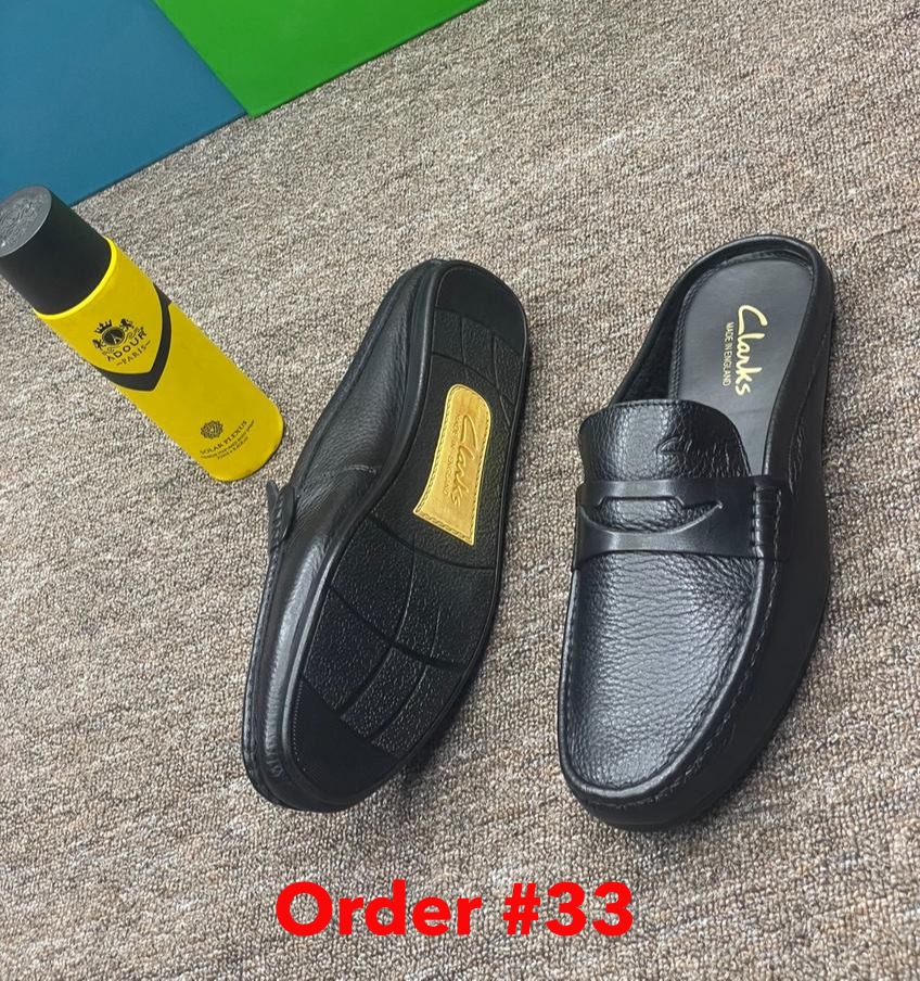 Clark half sole black