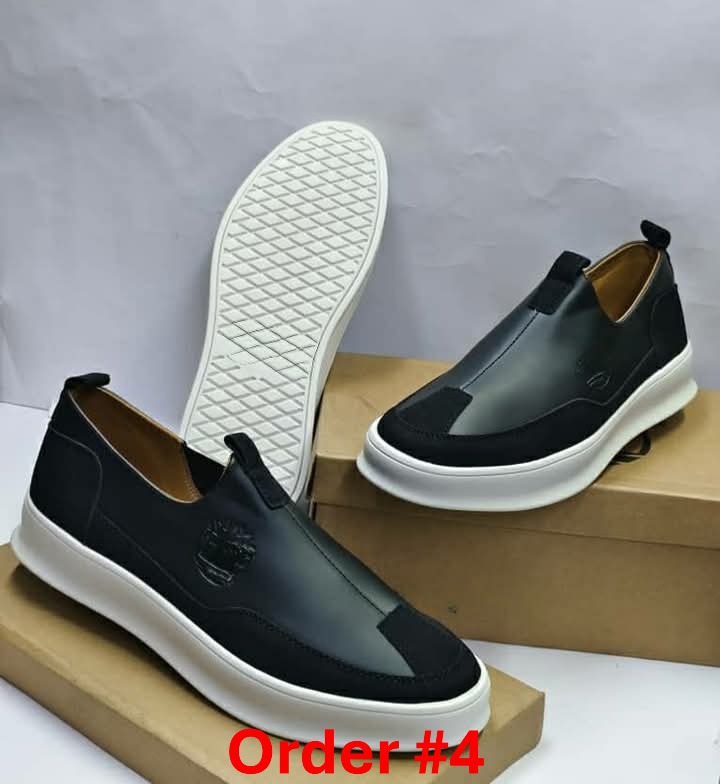 Timberland black &white
