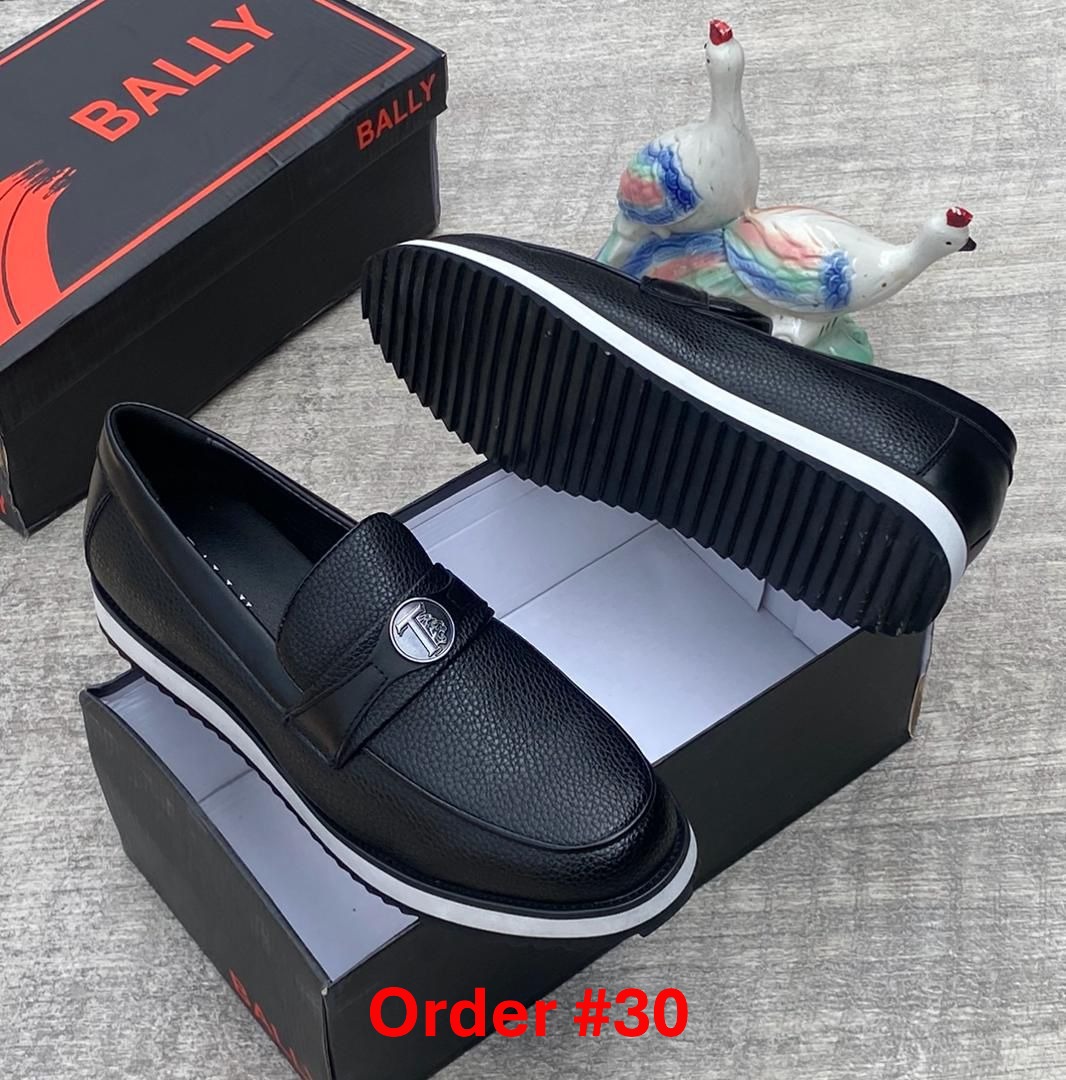 Baily black and white